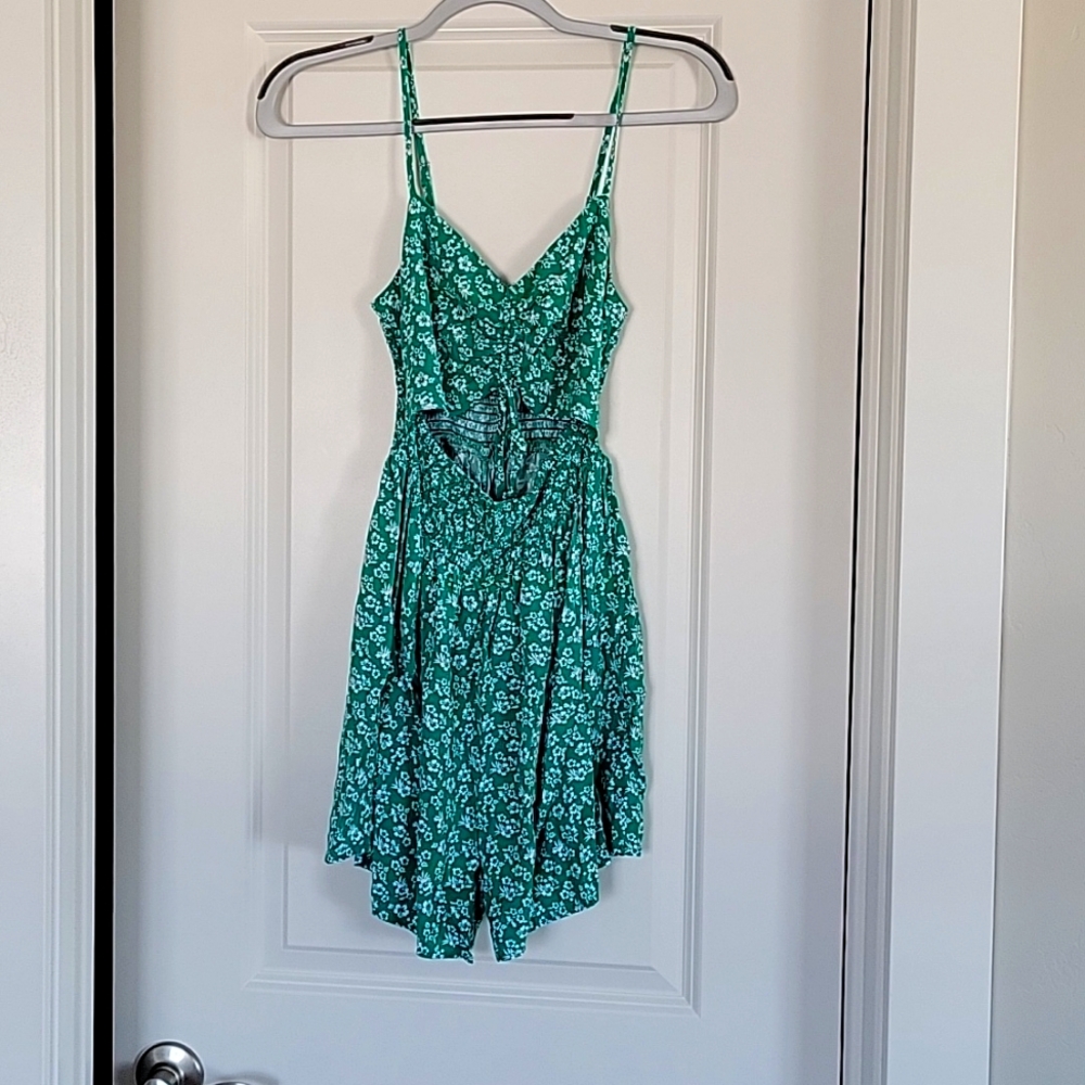 Hollister Romper Regular Length Size Small